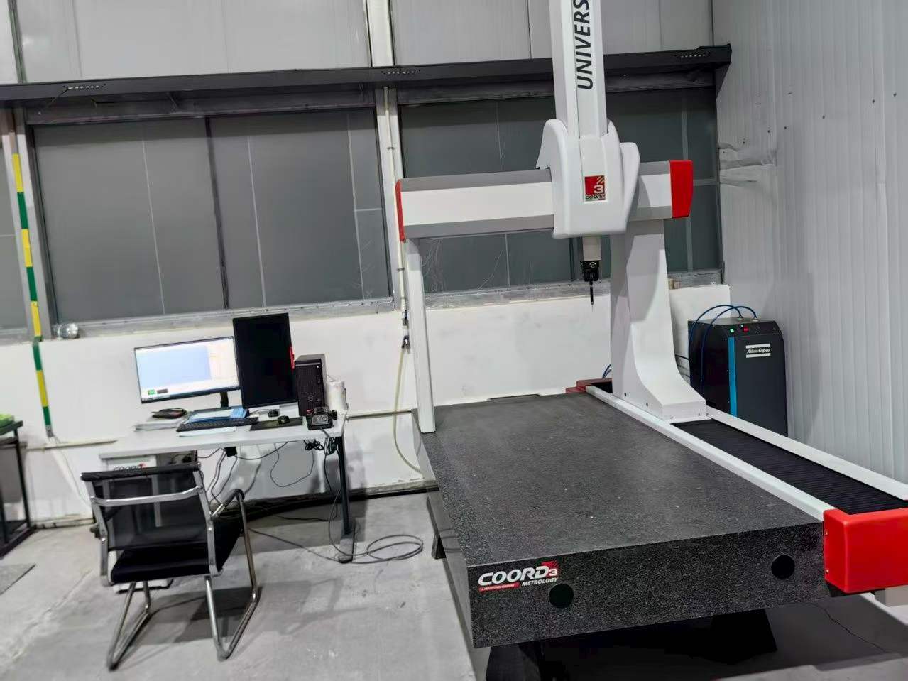 Used COORD 3 UNIVERSAL 15.9.8 Bridge-Type Coordinate Measuring Machine photo 2