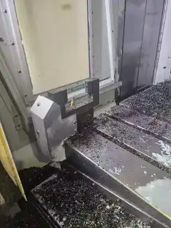 Used Makino V 99 High-Speed Machining Center photo 4