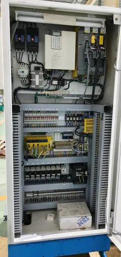 Used MATRIX Precision Thread Grinding Machine with Fanuc 18 i-M photo 3
