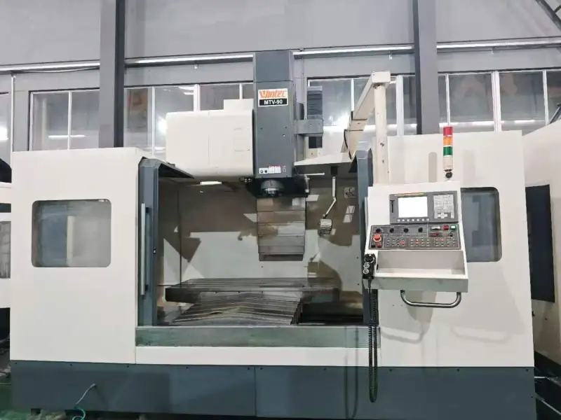 2017 Da Qiao MTV 1690 CNC Vertical Machining Center photo 1
