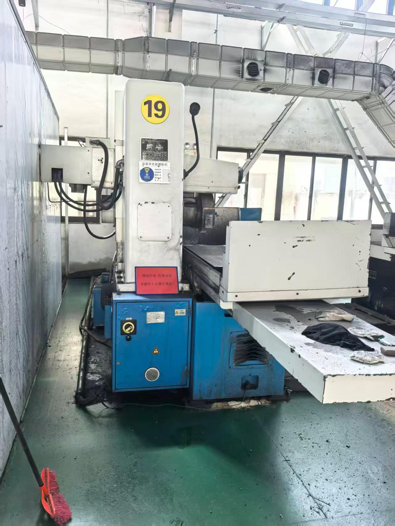 Used Hangzhou 7163 Surface Grinding Machine for Sale photo 2