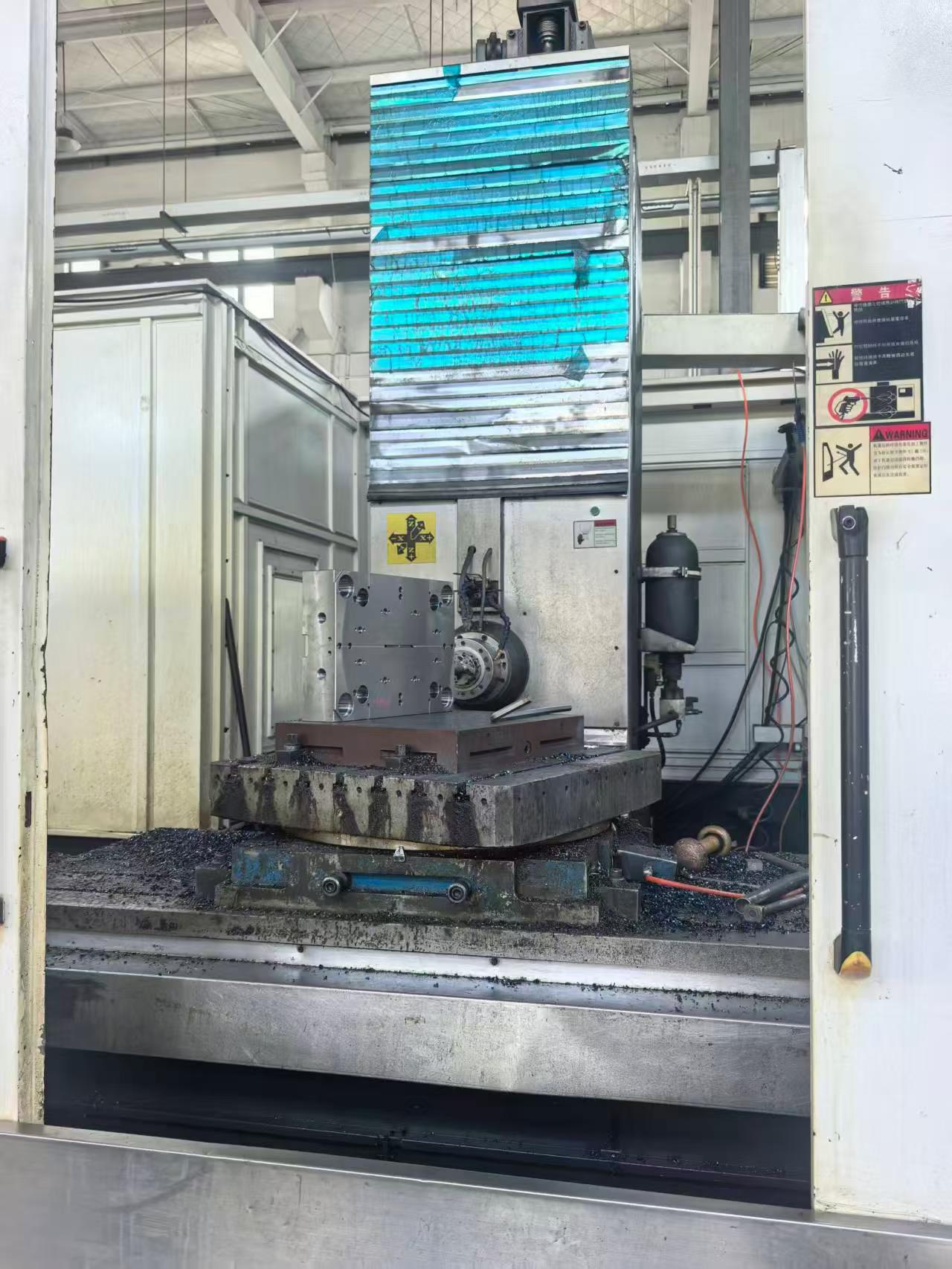 Used Xiaojuren 1814 Moving Column Milling Machine with Mitsubishi M 80 photo 4