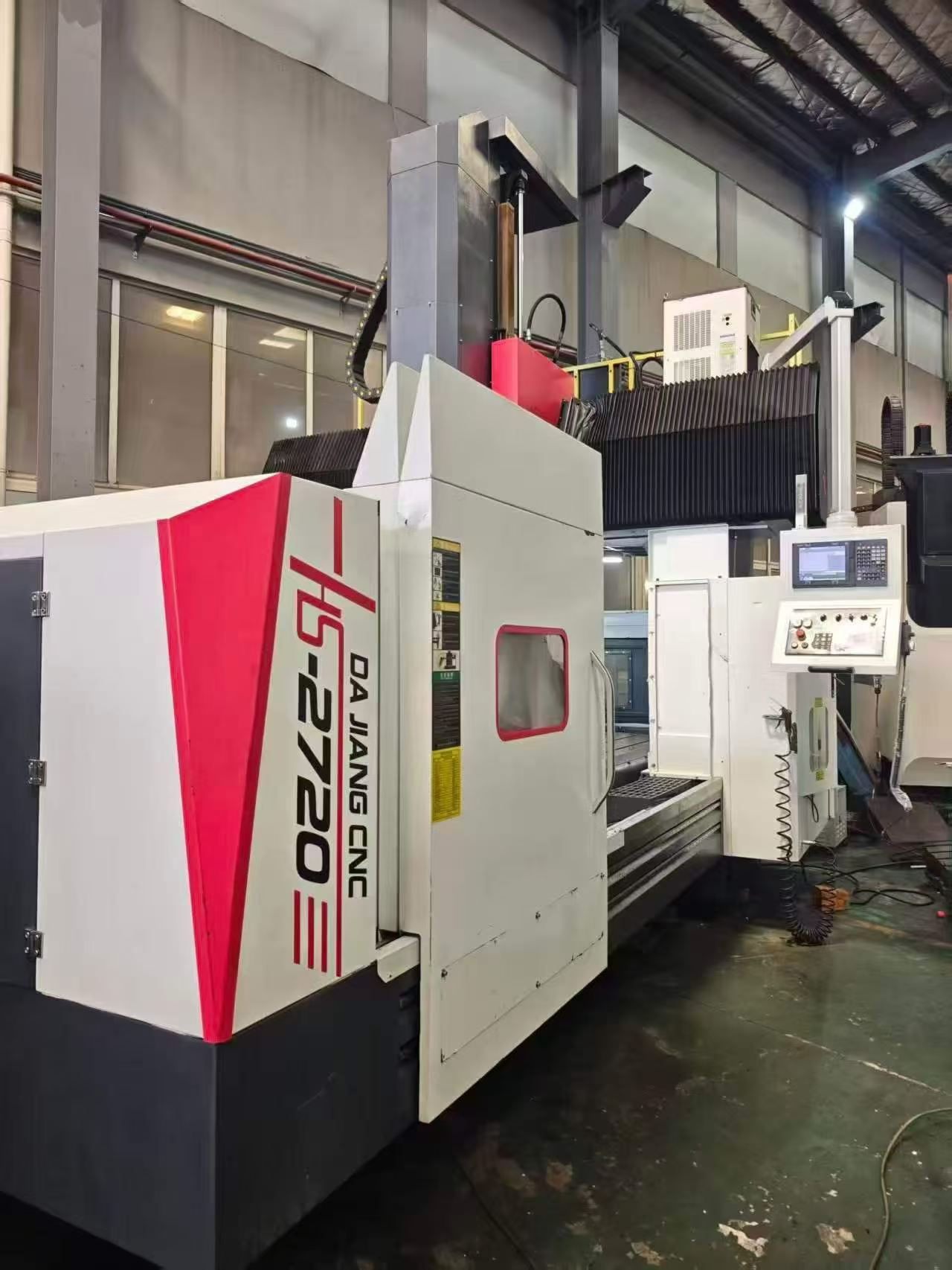 Near-new Dajiang HS-2720 CNC Gantry Milling Machine with Mitsubishi M 80 photo 2
