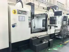 Used Sheng Hong Daye 1270 Machining Center with Mitsubishi M 70 photo 1