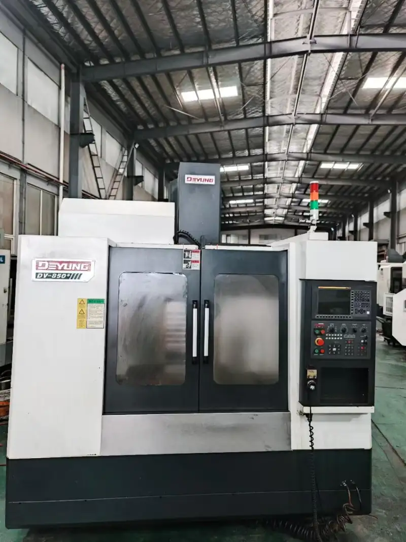 Used De Yang DV-850+ Heavy Duty Vertical Machining Center with Fanuc MF-Plus photo 1