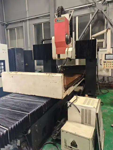 Mesin Surface Grinding Gantry CNC Balok Tetap Hongrui 1225 Bekas