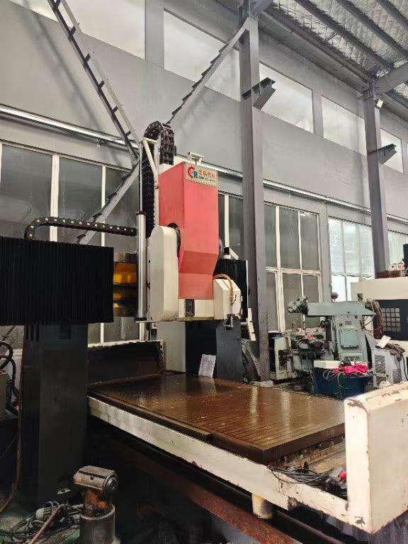 Used Hongrui 1225 Fixed-beam CNC Gantry Surface Grinding Machine photo 4