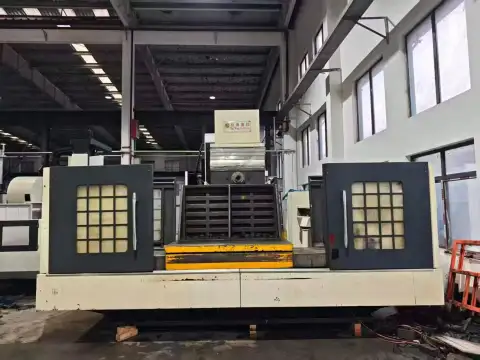ماكينة تفريز CNC مستعملة Jiasheng JSCNC 1710 بأدلة صندوقية مع FANUC MD