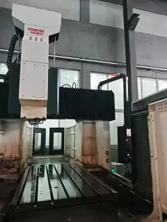 Used Kunshan Pengyihao YH-2013 Gantry Milling Machine with Fanuc MF-Plus photo 8
