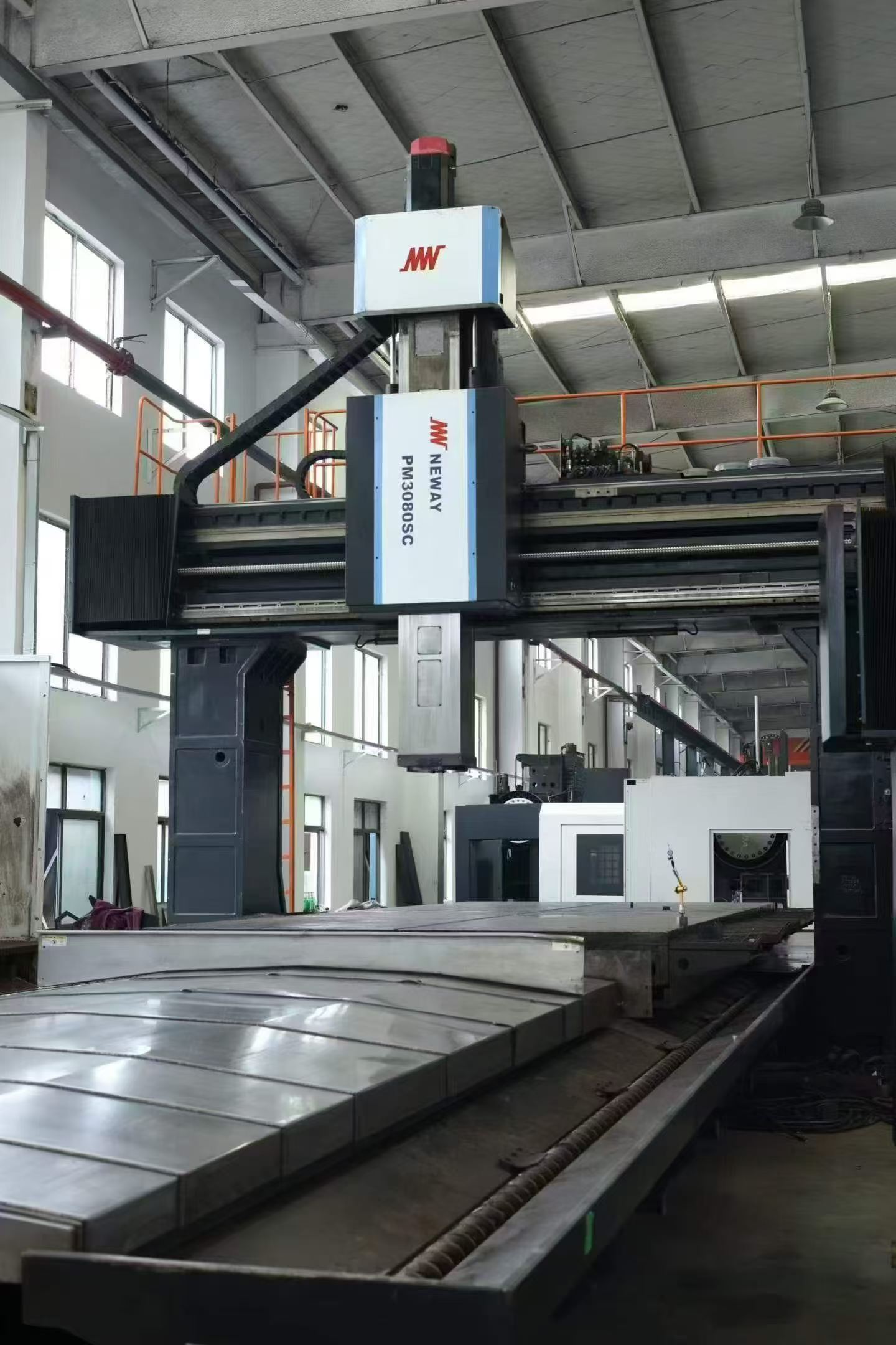 Used Neway 8042 Heavy-Duty Gantry Milling Machine with Fanuc MF Plus Control photo 1