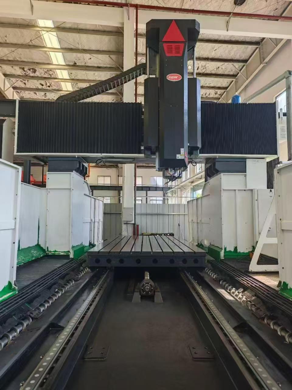 Used Qiaofeng 4228 CNC Gantry Milling Machine with Fanuc MF-Plus photo 1