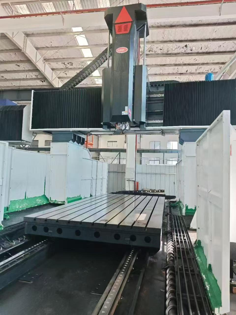 Used Qiaofeng 4228 CNC Gantry Milling Machine with Fanuc MF-Plus photo 3