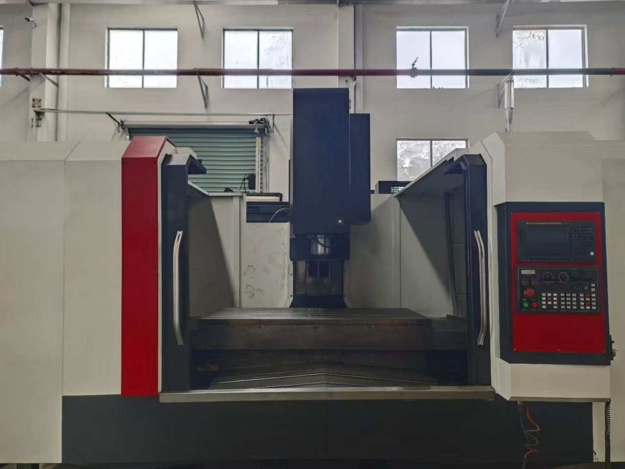 Used Shuzheng VMC-1580 Vertical Machining Center with Fanuc photo 4