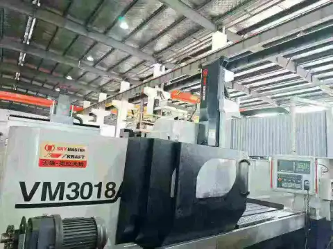 Kullanılmış Tianrui Precision Claft 3018 Portal İşleme Merkezi, FANUC 0i-MF