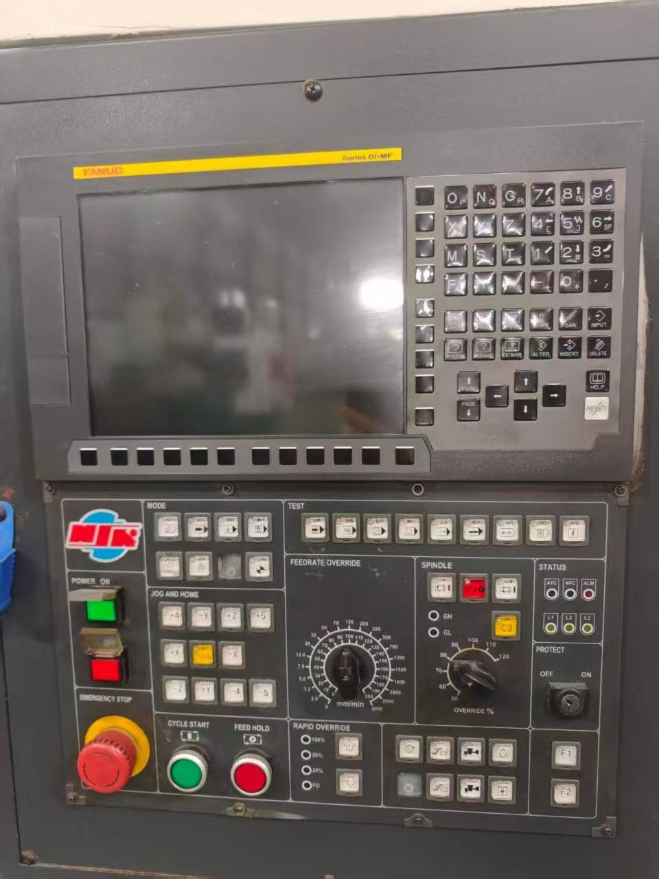 Used Xinzhe 1370 CNC Milling Machine with Fanuc MF System photo 3