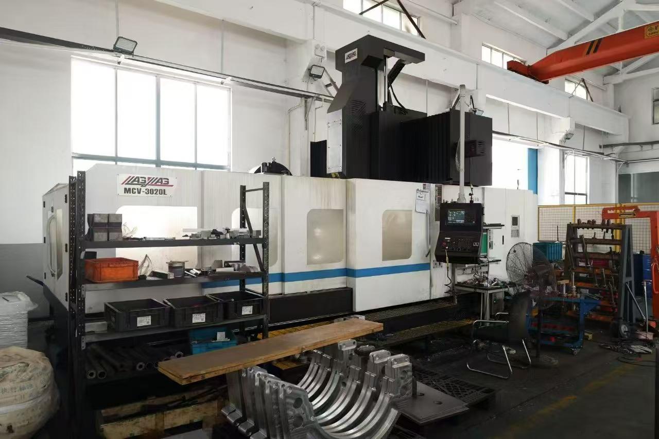 Used Zhunxin Liangjiang 3020 L Gantry Machining Center with Fanuc Control photo 1