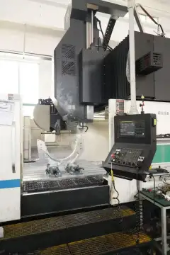 Used Zhunxin Liangjiang 3020 L Gantry Machining Center with Fanuc Control photo 2