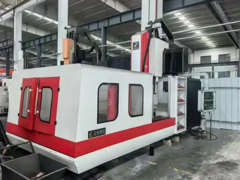 Zhengyou 2513 Fresadora de Pórtico CNC con Mitsubishi M80