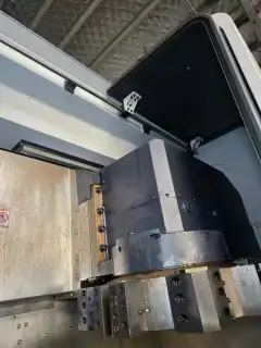 2020 Doosan PUMA V 8305 CNC Vertical Lathe photo 4