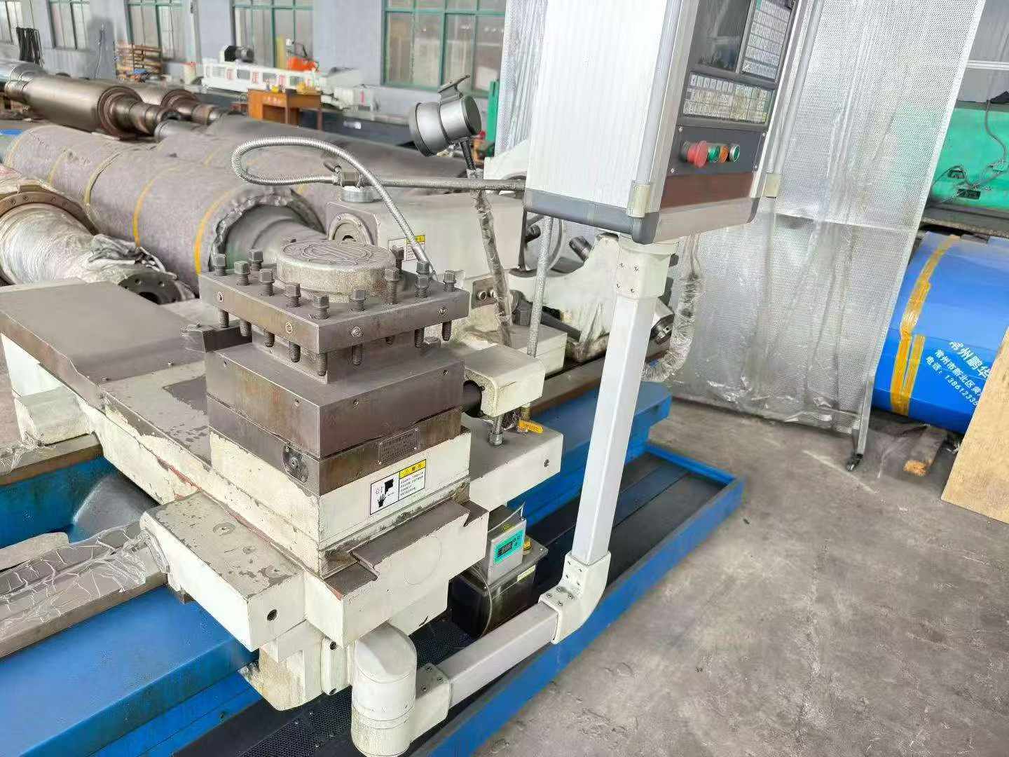 2024 Xinghuo 6185/5 M CNC Lathe with GSK Control, Guideway 600 mm photo 4