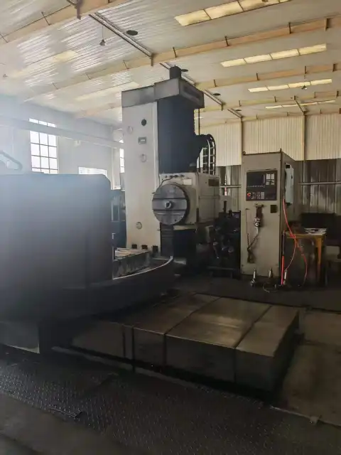 Mandrinadora de pórtico CNC Zhongjie 6513 con Siemens 840D