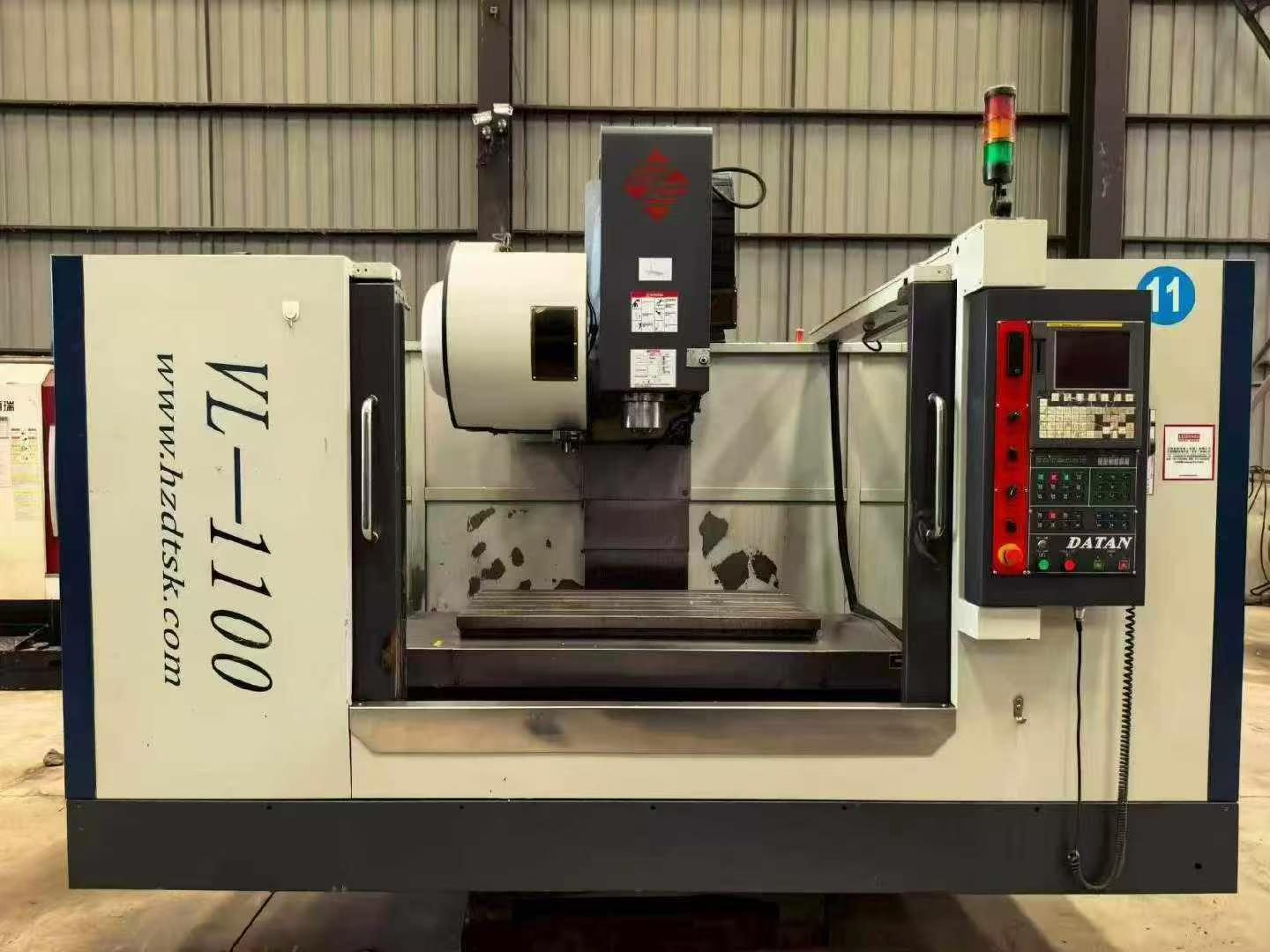 Used DATAN VL-1100 Vertical Machining Center photo 2