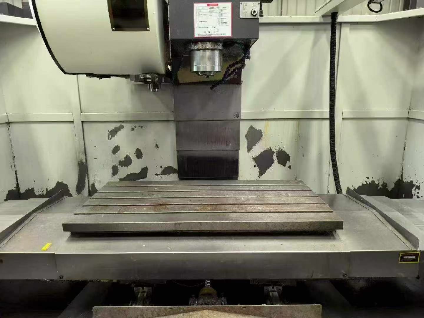 Used DATAN VL-1100 Vertical Machining Center photo 6