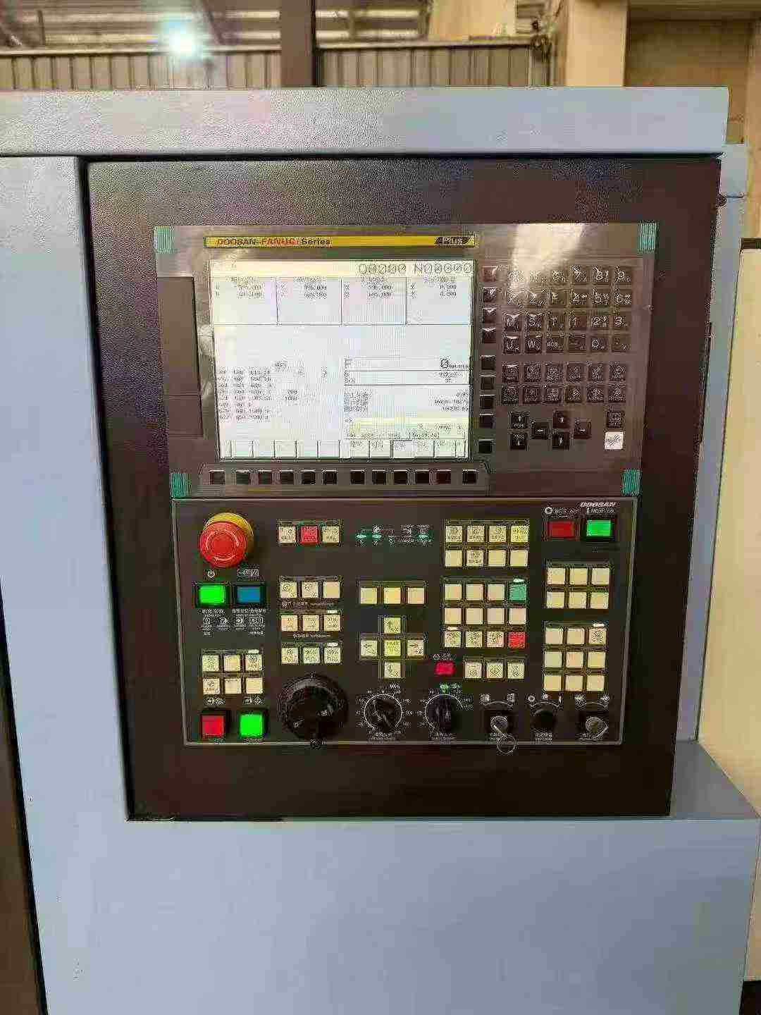 Doosan PUMA 2450 CNC Lathe with Fanuc 0i-TF Plus photo 4
