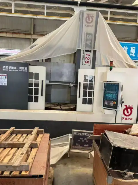 Nuevo Torno Vertical CNC Qizhong SVT 125 x 10/5 P-NC con Siemens
