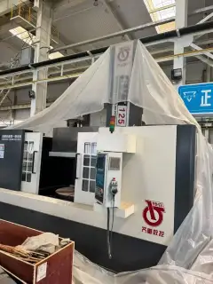 New Qizhong CNC Vertical Lathe SVT 125 x 10/5 P-NC with Siemens photo 2