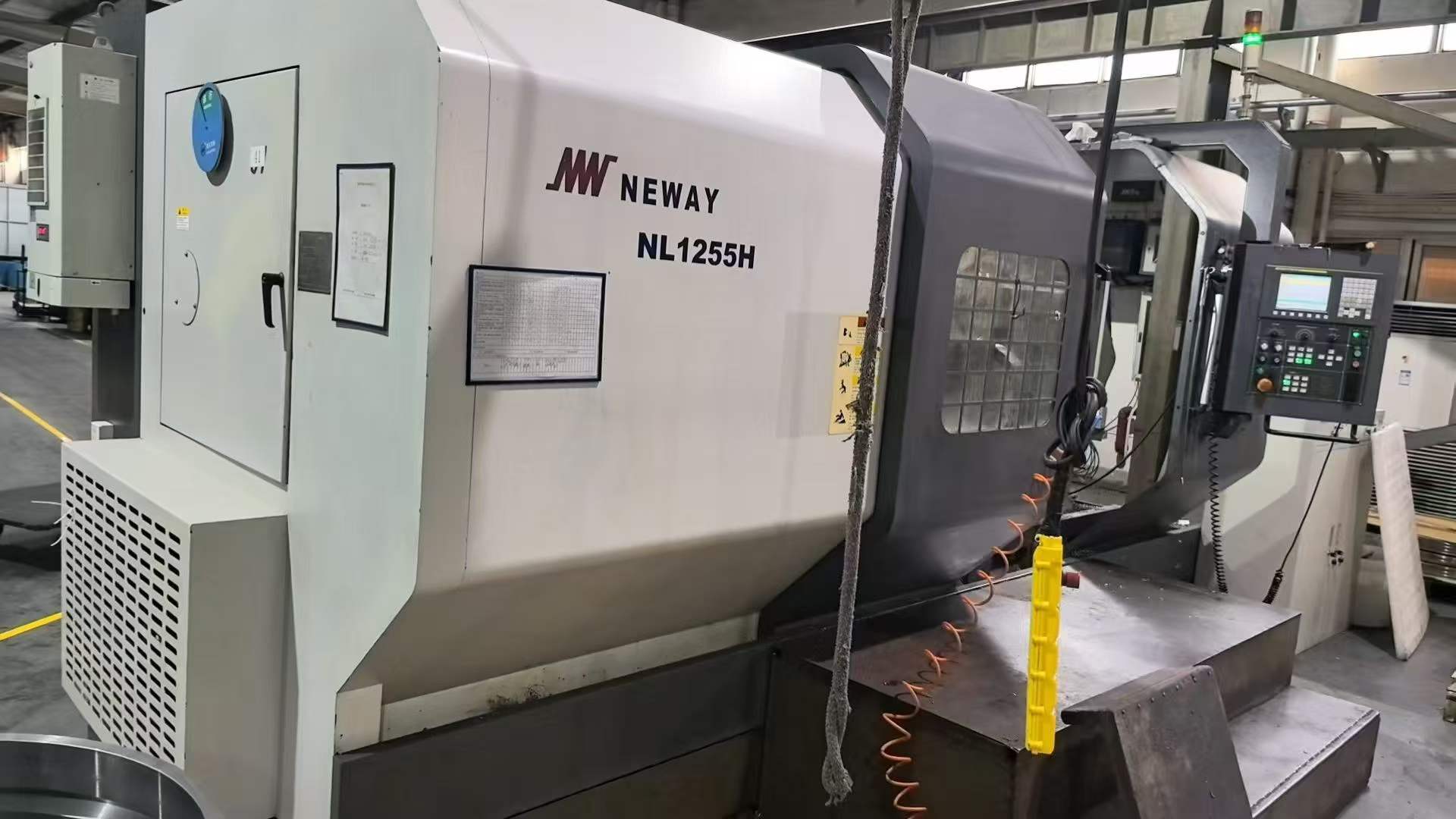 Neway 61125/1.5 m CNC Lathe with Fanuc Control photo 2
