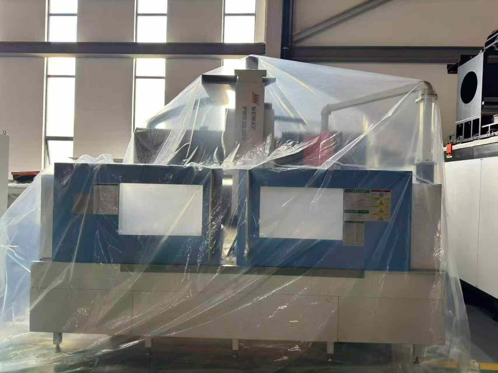Neway PME 2030 V Gantry Machining Center with Fanuc Control photo 3