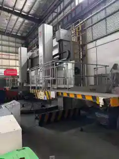 Qiqihar Heavy 5250 CNC Vertical Lathe photo 7