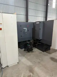 Used Beijing No.2 Machine Tool CNC Cylindrical Grinder 1632 with Fanuc TF photo 6