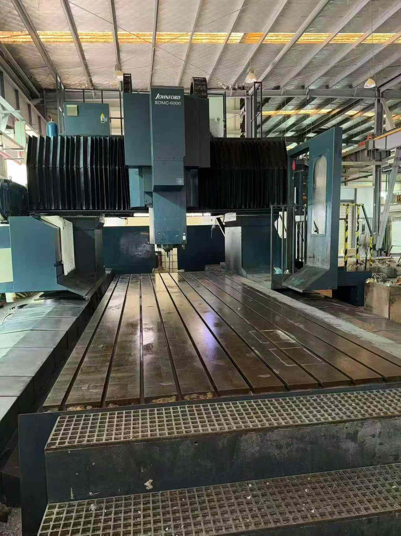Used Chiao Fuh DMC-6000 Gantry Machining Center with Fanuc 31 iB photo 1