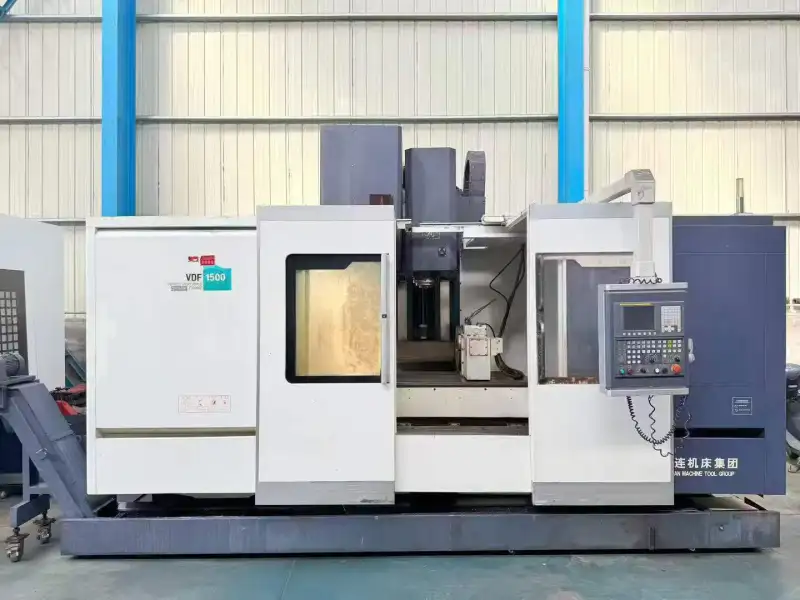 Used Dalian VDF-1500 Machining Center photo 1