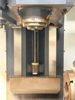Used Dalian VDF-1500 Machining Center photo 4