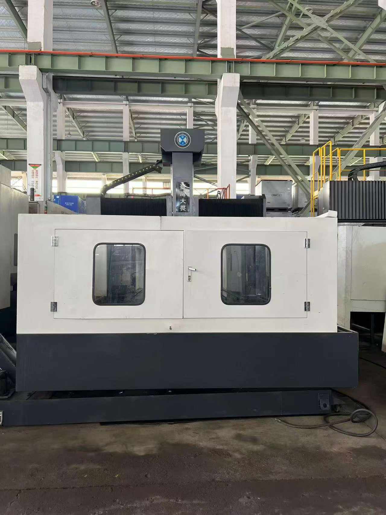 Used Dawei 2520 CNC Gantry Milling Machine photo 1