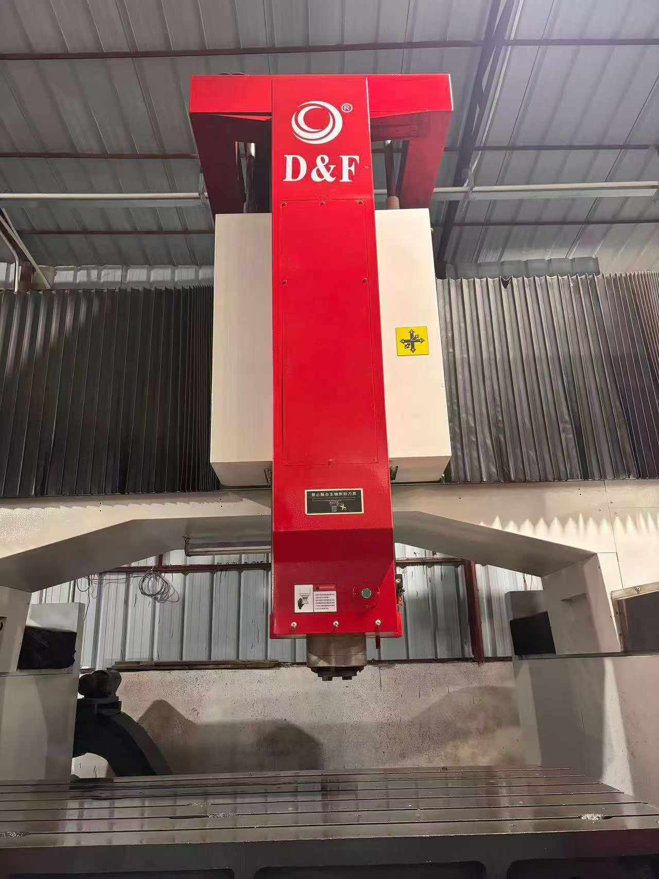 Used Defeng 2020 Gantry Machining Center with Fanuc MD Control photo 2