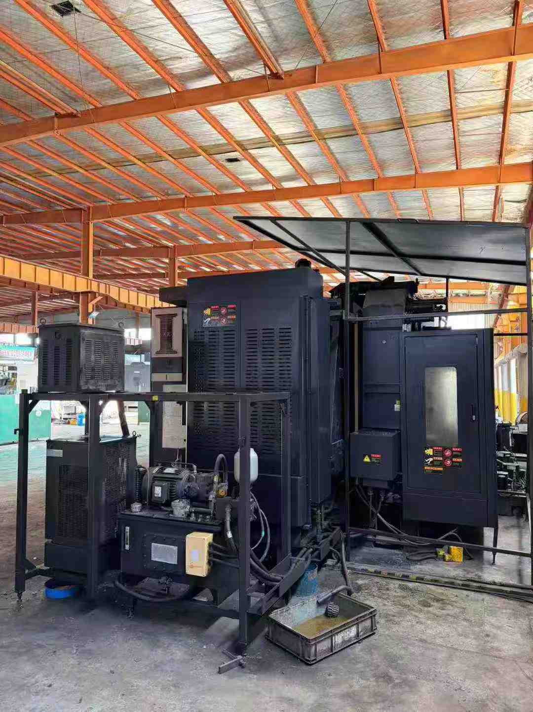 Used Doosan 630 Horizontal Machining Center with Fanuc photo 4