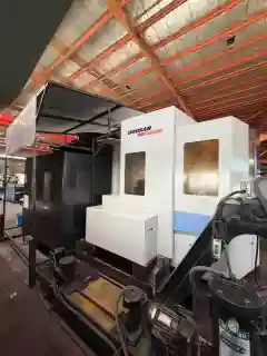 Used Doosan 630 Horizontal Machining Center with Fanuc photo 5