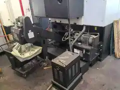 Used Doosan 8305 CNC Vertical Lathe photo 5