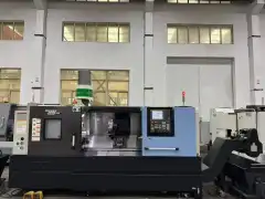 Used Doosan PUMA 3050 L Slant-Bed Turret CNC Lathe with Fanuc TFplus Control photo 2