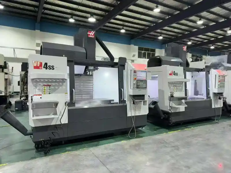 Used Haas VF-4 SS Machining Center photo 1