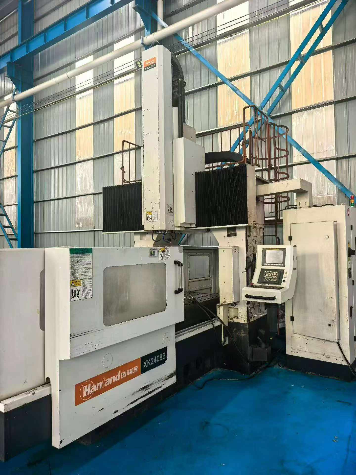 Used Hanchuan 2408 Gantry Boring and Milling Machine with Fanuc MD Control photo 1