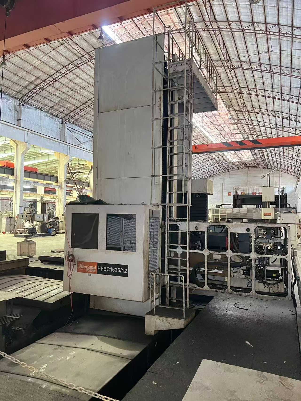 Used Hanchuan 6916 Floor-Type Boring and Milling Machine with FANUC 31 i photo 6
