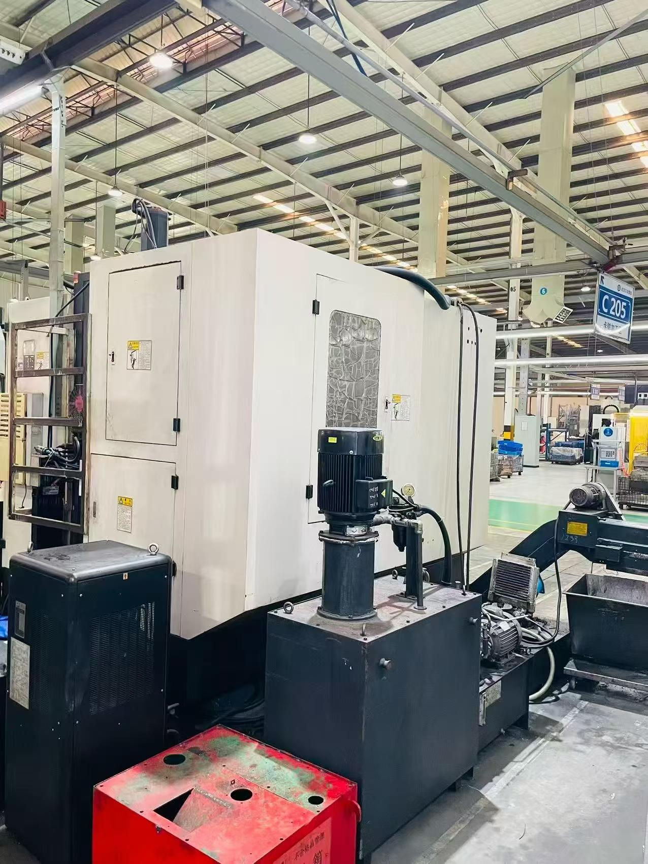 Used Hanchuan HMC 500 Horizontal Machining Center with Fanuc MD photo 3