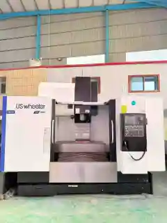 Used Hangzhou Huiler 1300 B Vertical Machining Center with Mitsubishi M 80 photo 3