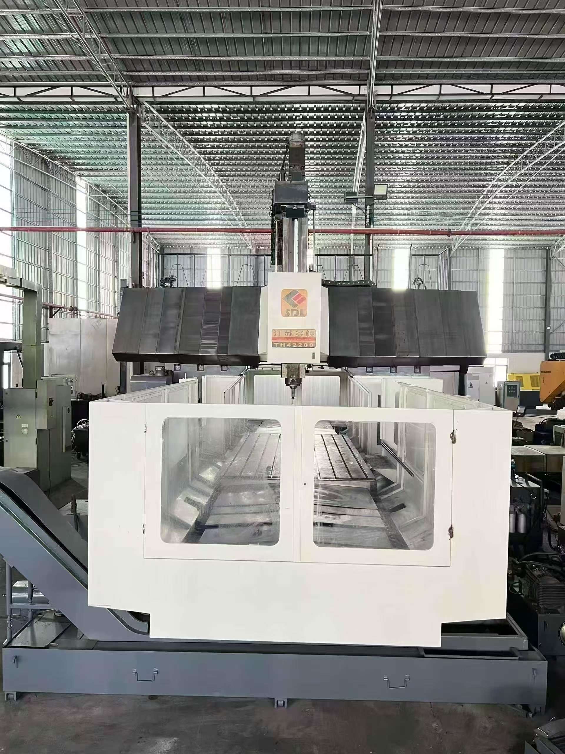 Used Jiangsu Duoling TH 42200 Gantry Machining Center photo 3
