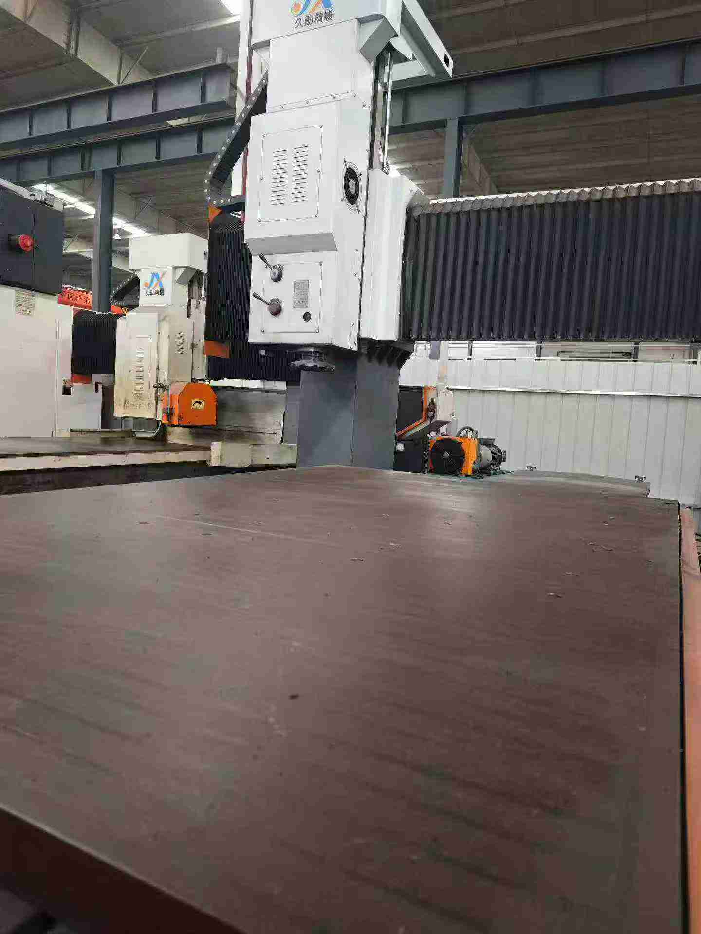 Used Jiuxun XK-3022 CNC Gantry Precision Milling Machine photo 2